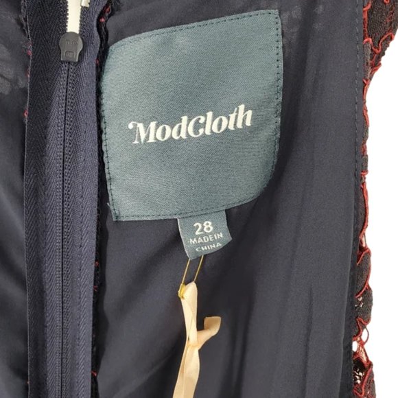 ModCloth A Night Like This Halter Dress Navy Red Lace Overlay Ruffle Hem 28 - Picture 9 of 16